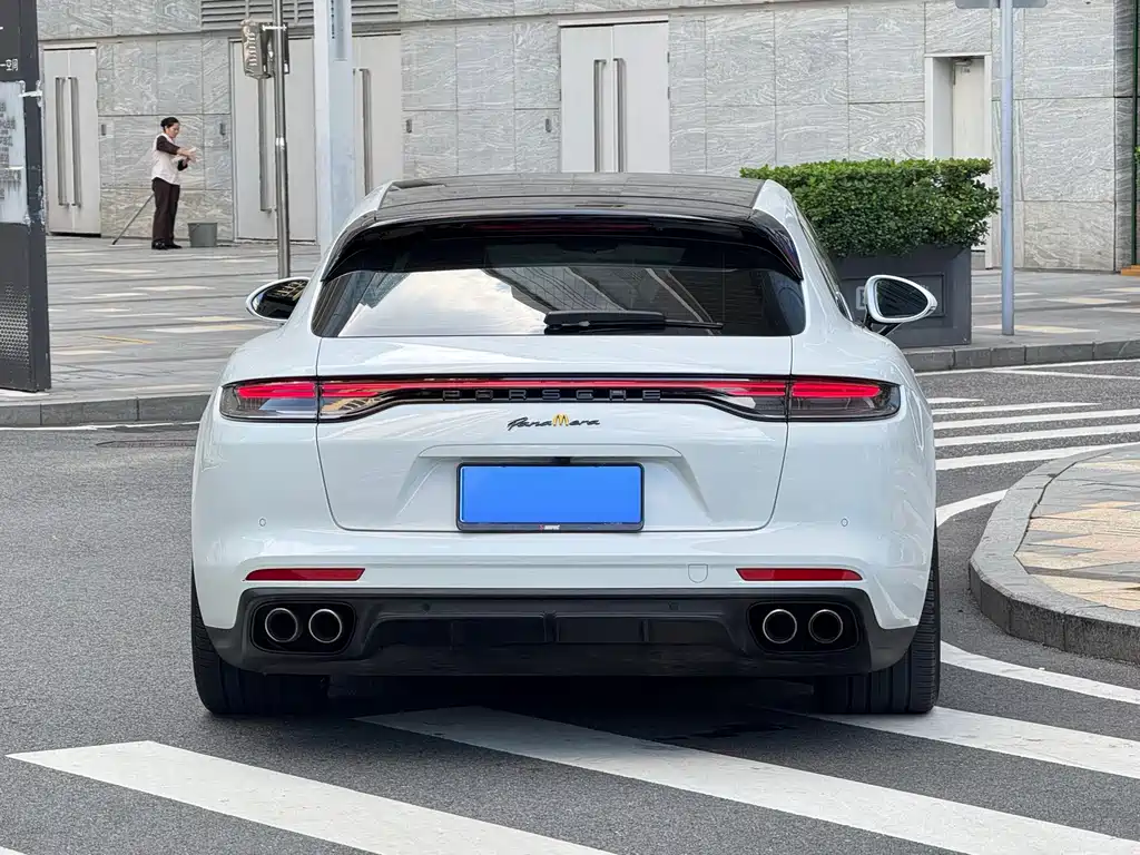 Porsche Panamera — миниатюра 3