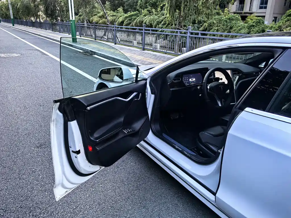 Tesla Model S 2016 Model S 75