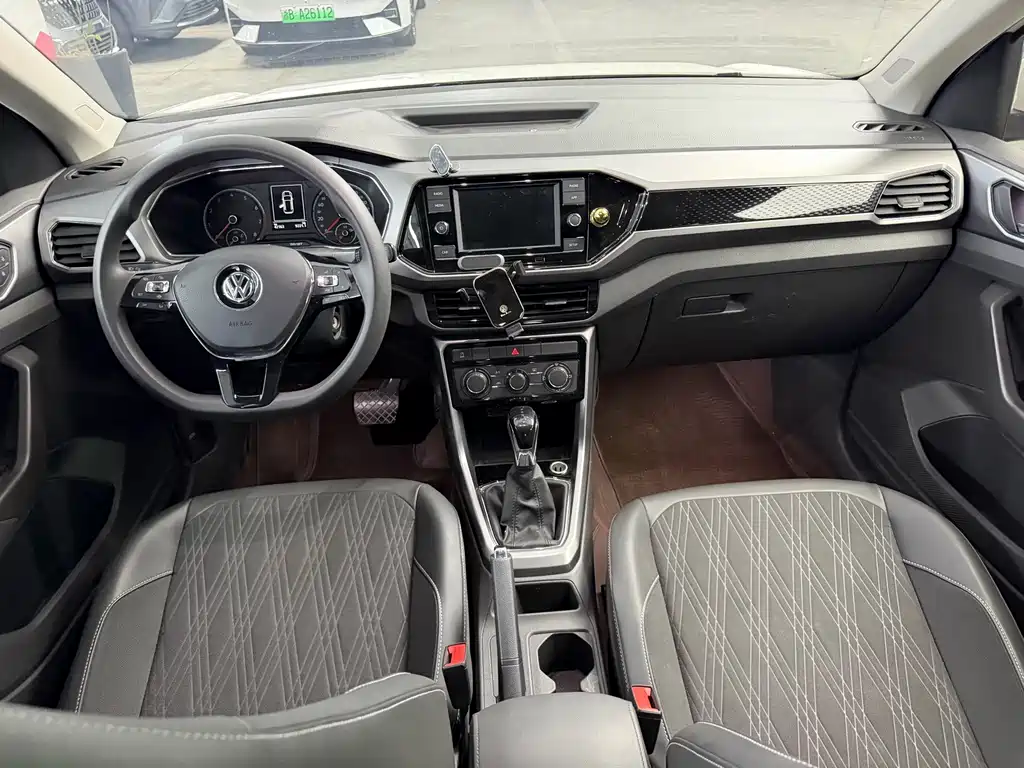 Volkswagen T-Cross — миниатюра 5