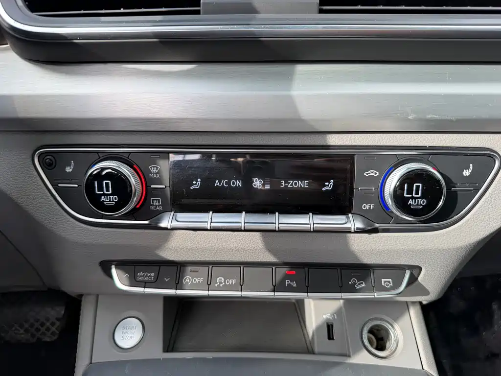 Audi Q5L — миниатюра 15