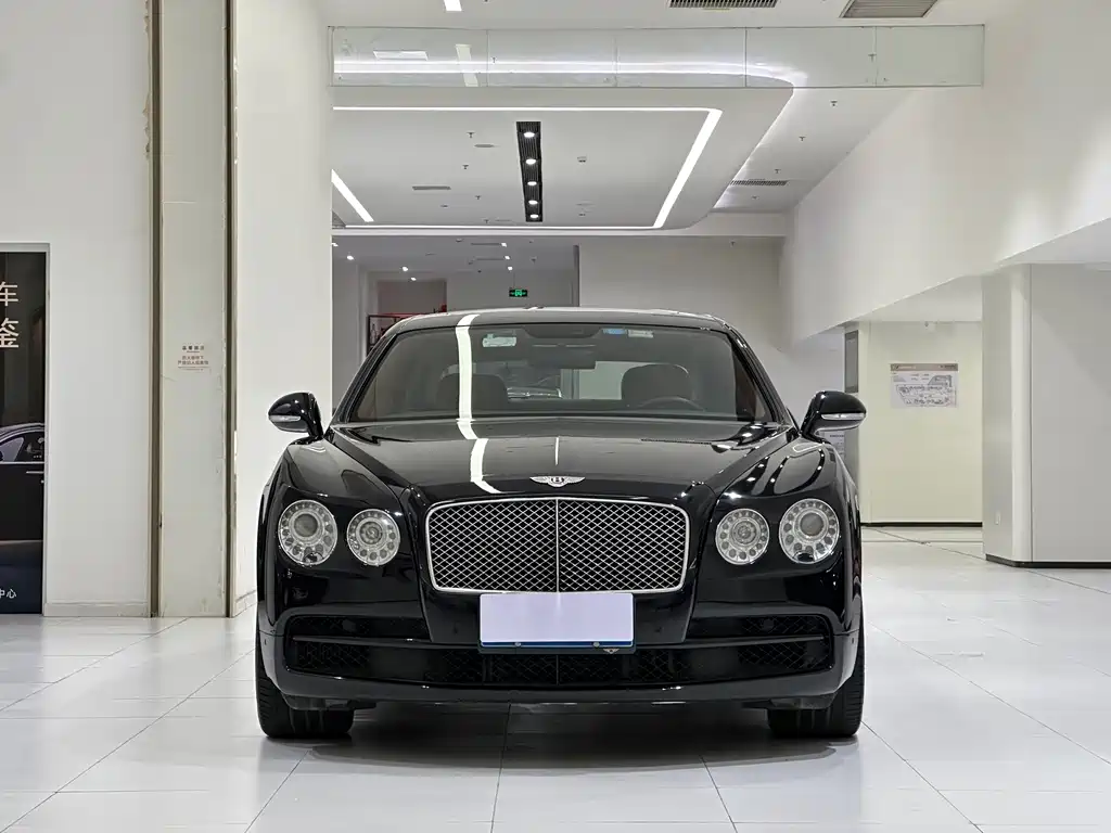 Bentley Flying Spur — миниатюра 2