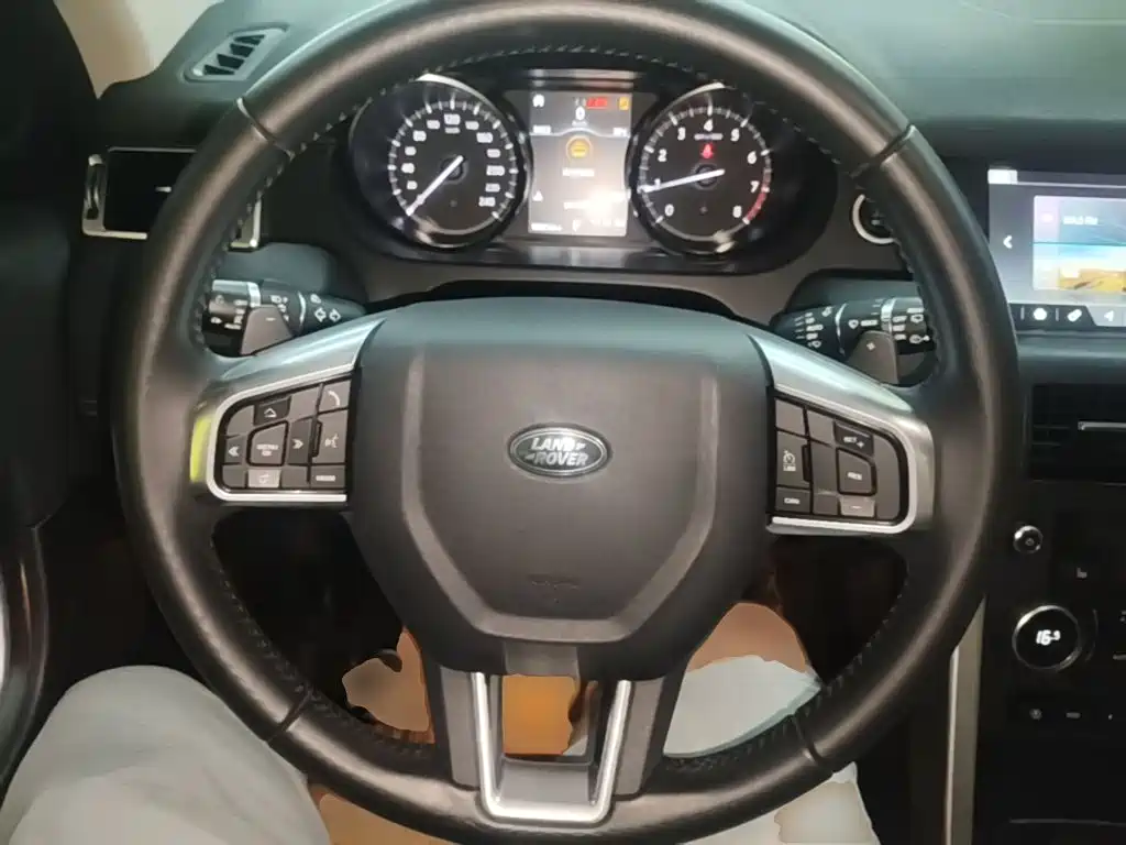 Land Rover Discovery Sport — миниатюра 11