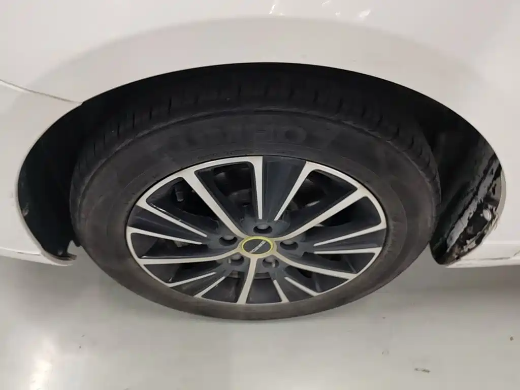 Roewe i5 — миниатюра 23