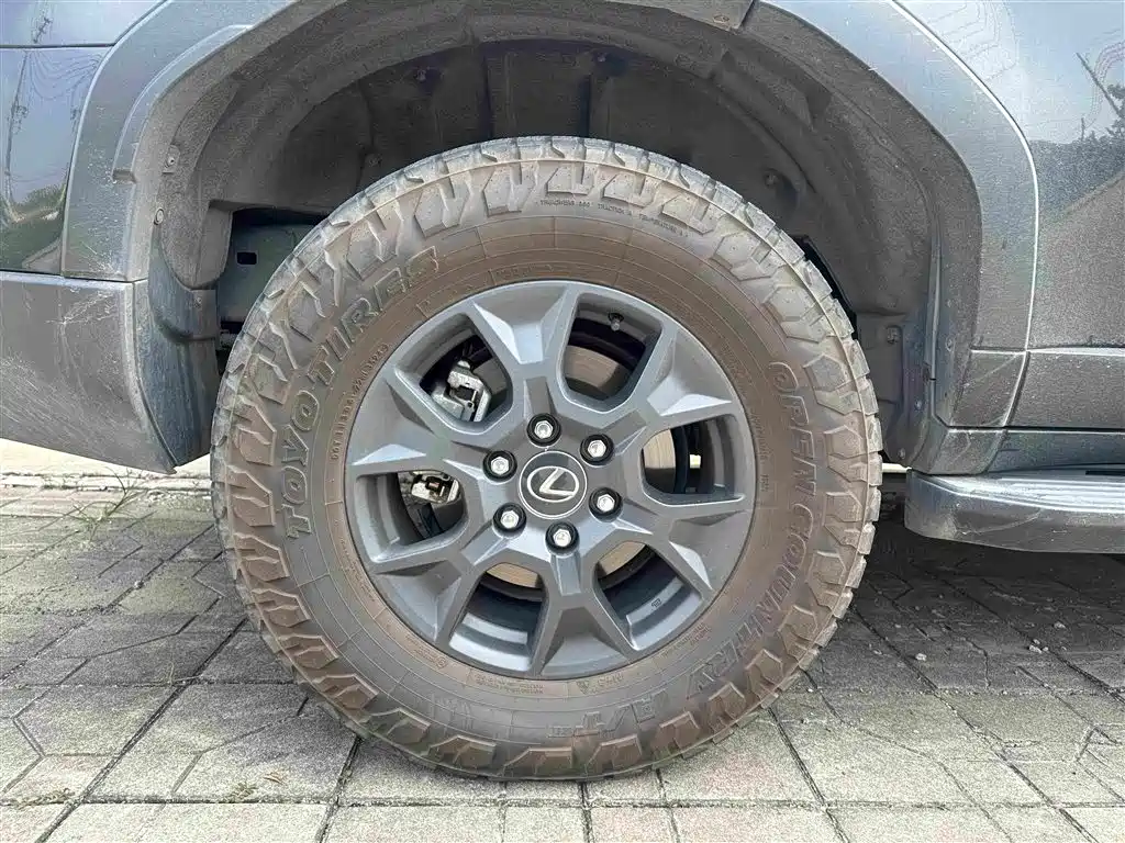 Lexus GX — миниатюра 8