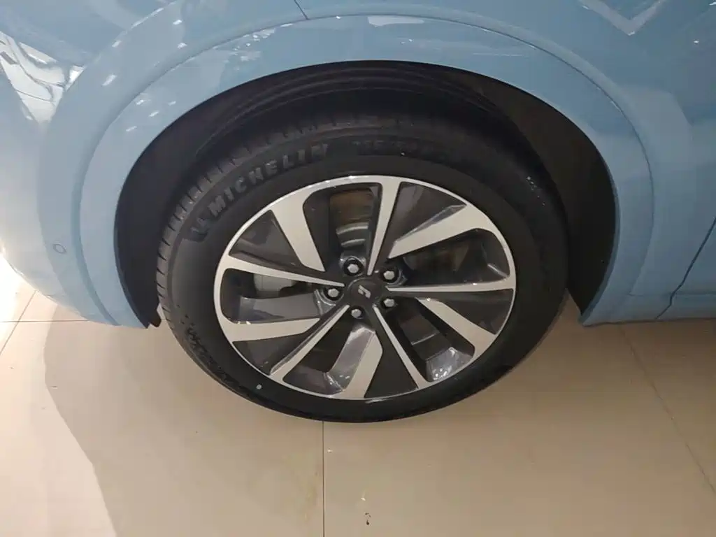 Li Auto Li ONE — миниатюра 23