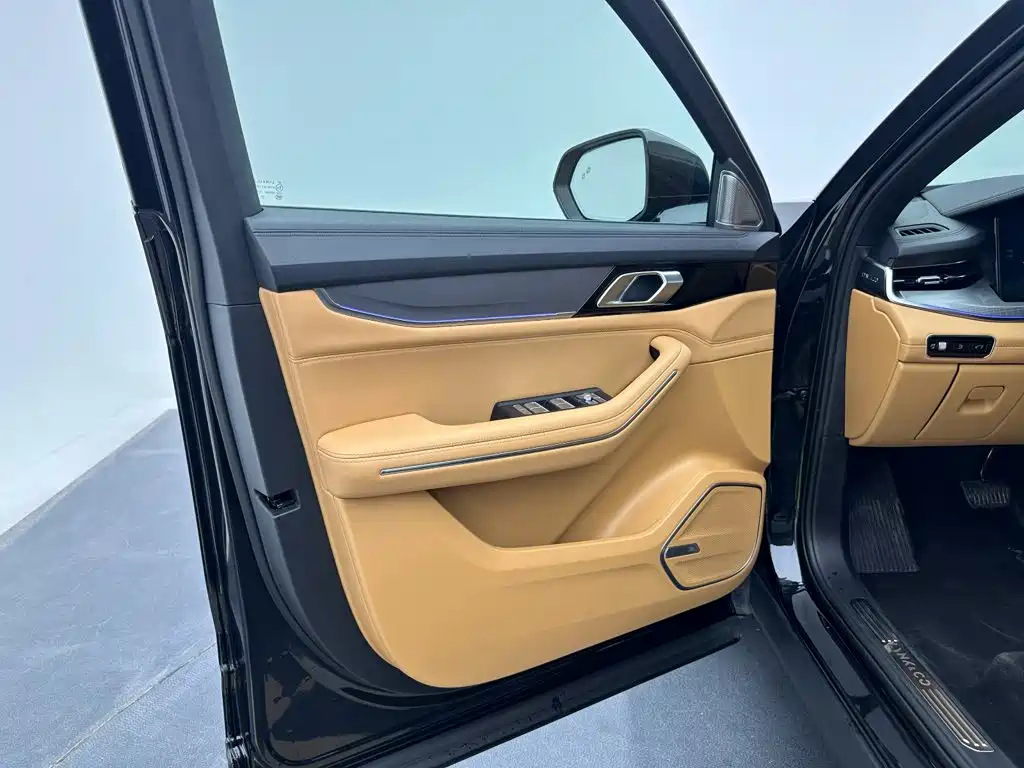Lynk & Co 09 EM-P — миниатюра 11