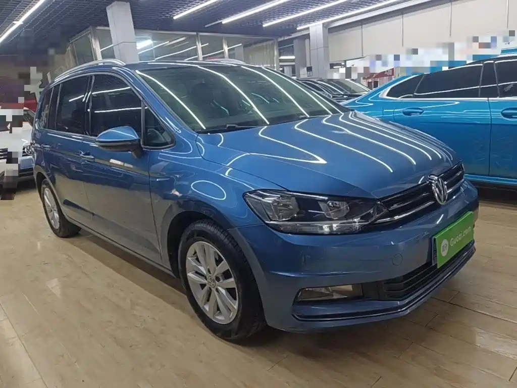Volkswagen Touran — миниатюра 4