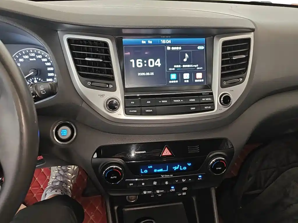Hyundai Tucson — миниатюра 13