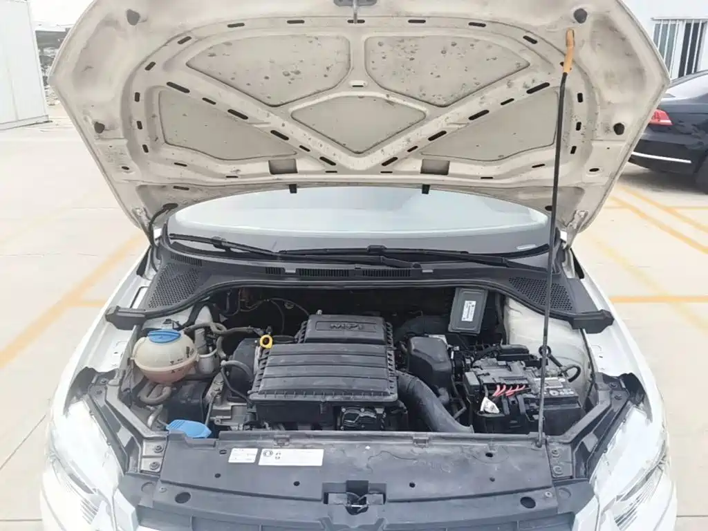 Volkswagen Santana — миниатюра 20