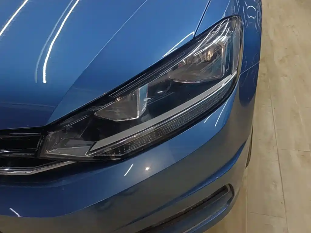 Volkswagen Touran — миниатюра 24