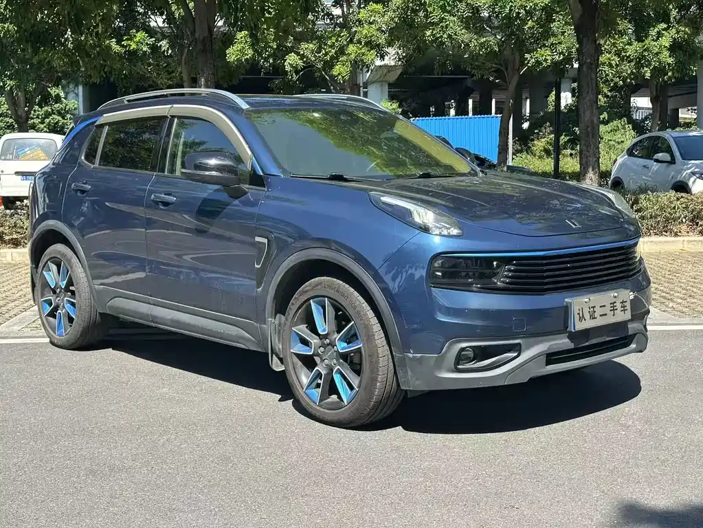 Lynk & Co 01 — миниатюра 3
