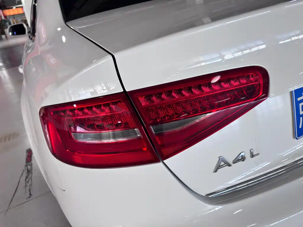 Audi A4L — миниатюра 23
