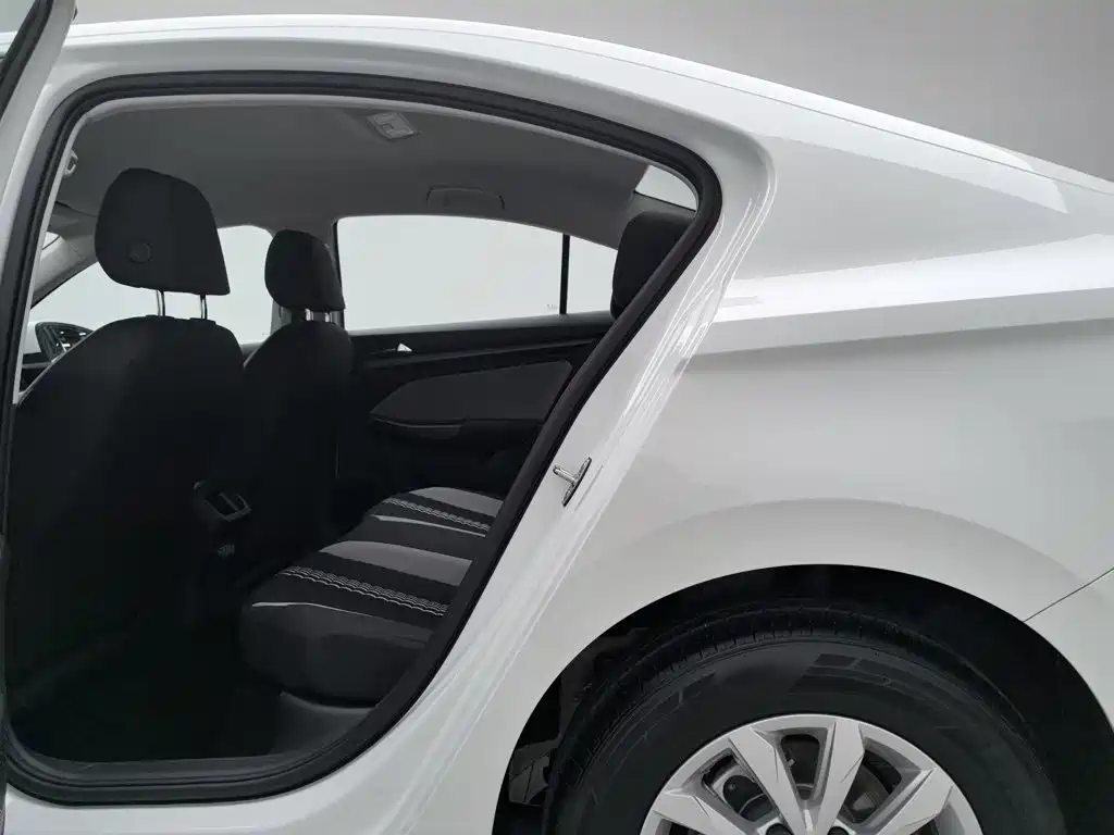 Volkswagen Bora — миниатюра 15