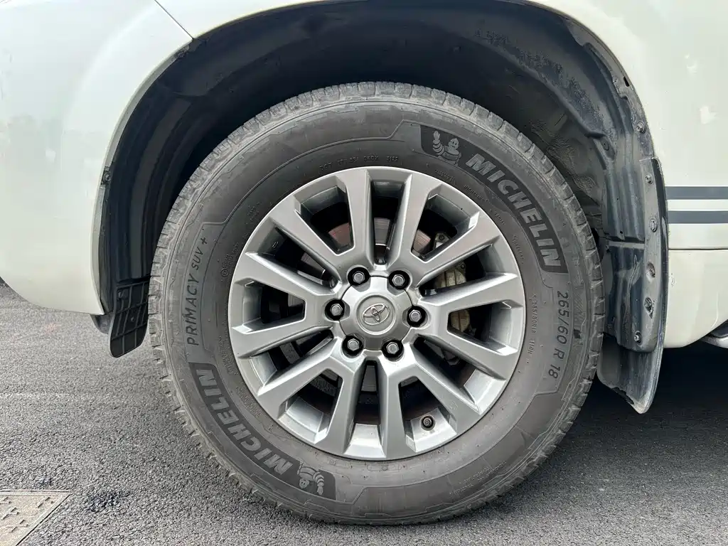 Toyota Prado — миниатюра 17