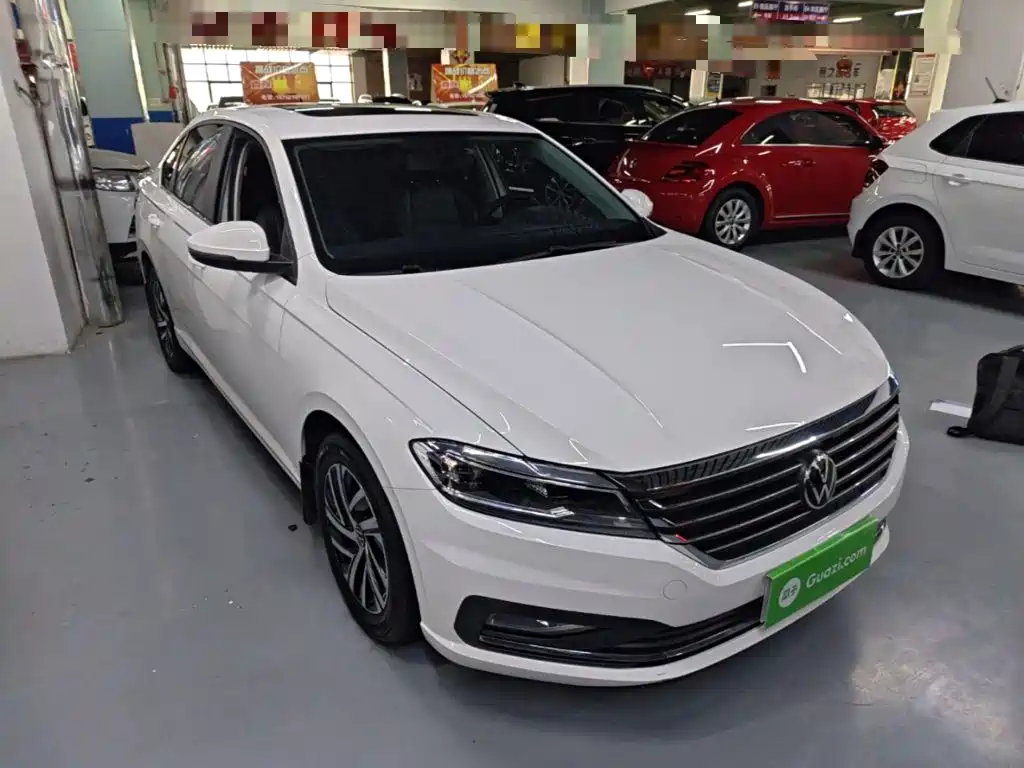 Volkswagen Lavida — миниатюра 4