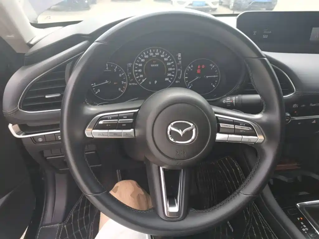 Mazda 3 Axela — миниатюра 11