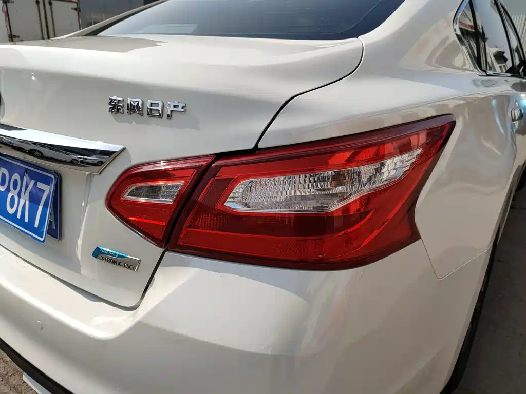 Nissan Teana — миниатюра 6