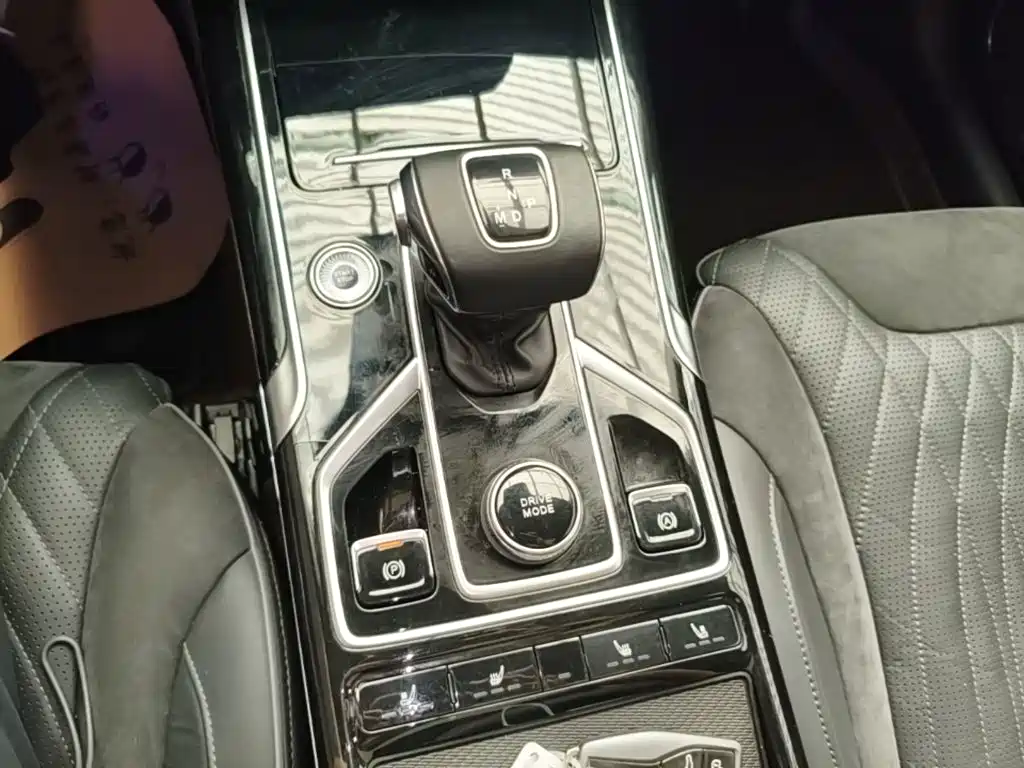 Hongqi Hongqi HS5 — миниатюра 14
