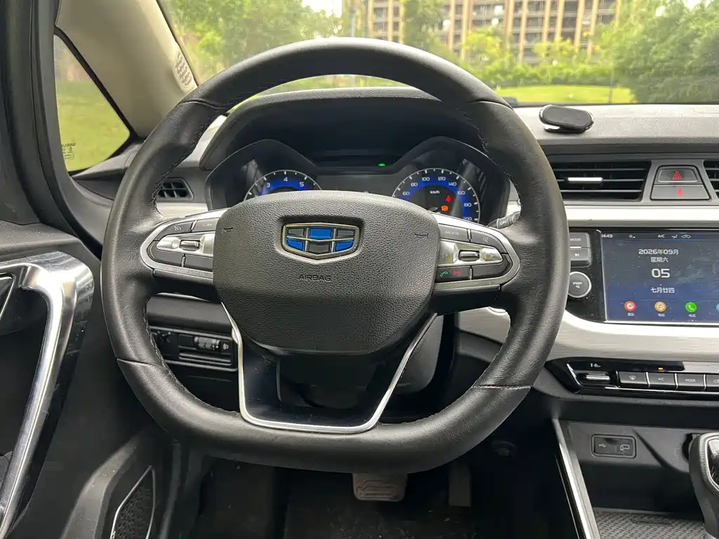 Geely Vision X3 — миниатюра 4