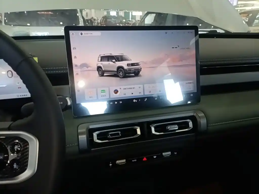 Baojun Yueye Plus — миниатюра 13