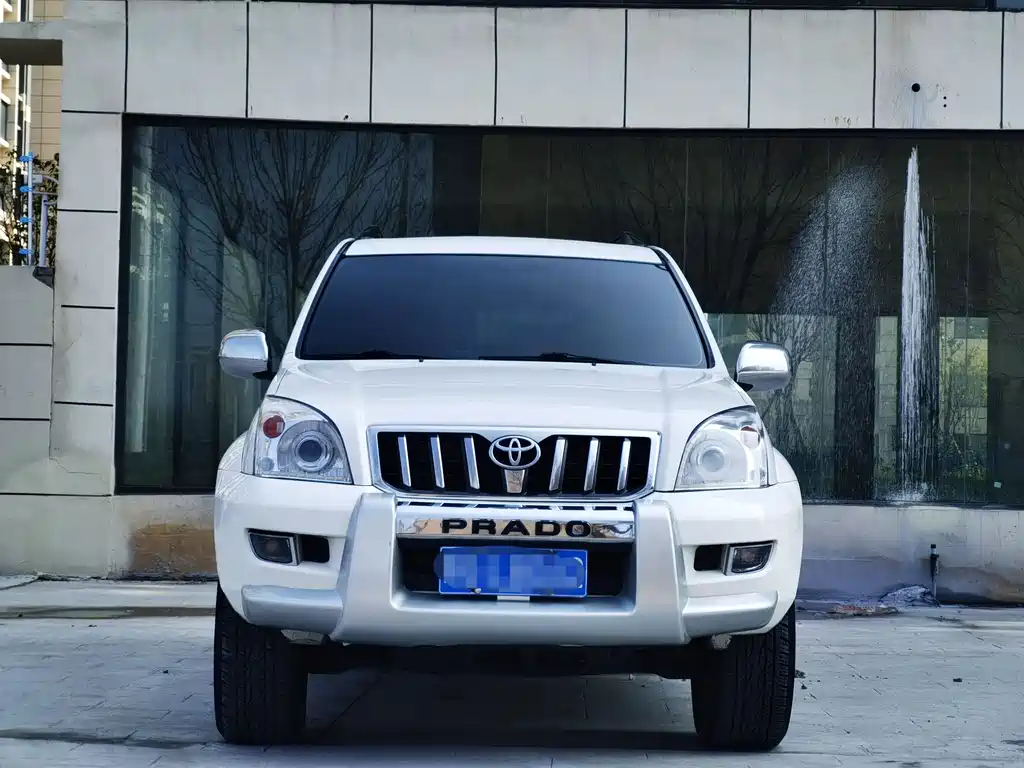 Toyota Land Cruiser Prado 2010 4.0L AT VX