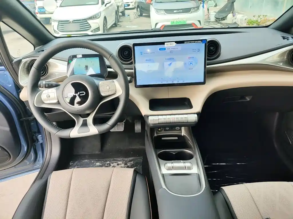 BYD Dolphin — миниатюра 10