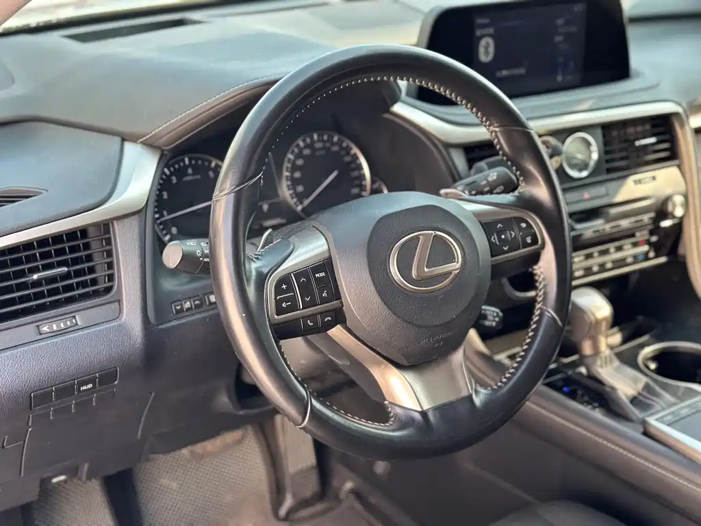 Lexus RX — миниатюра 6