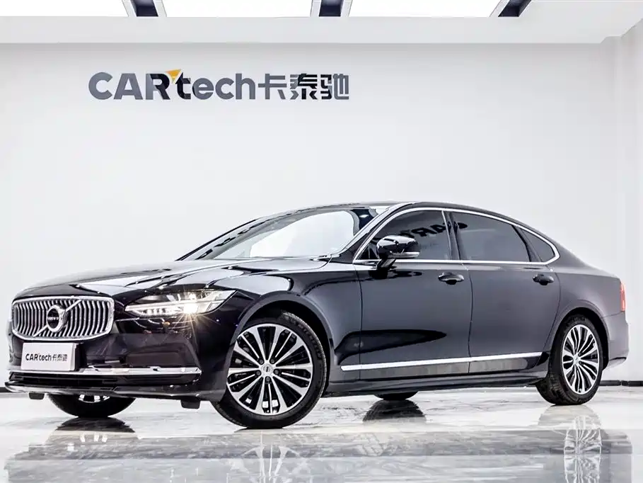Volvo S90 2024 B5 Luxury