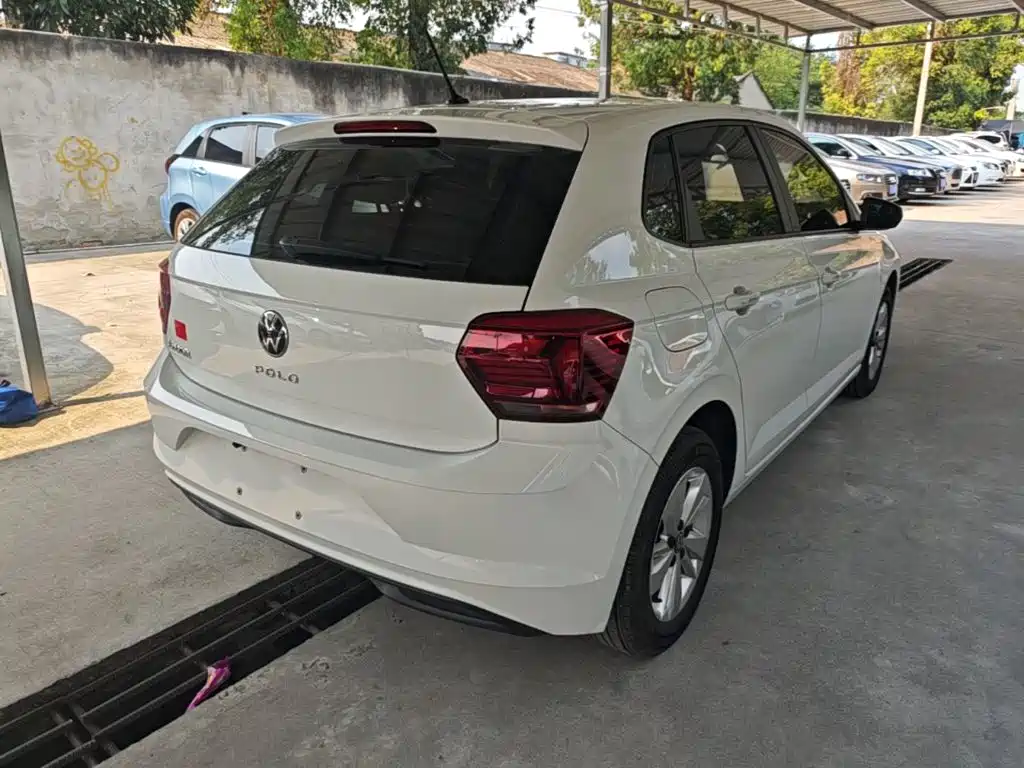 Volkswagen Polo — миниатюра 7