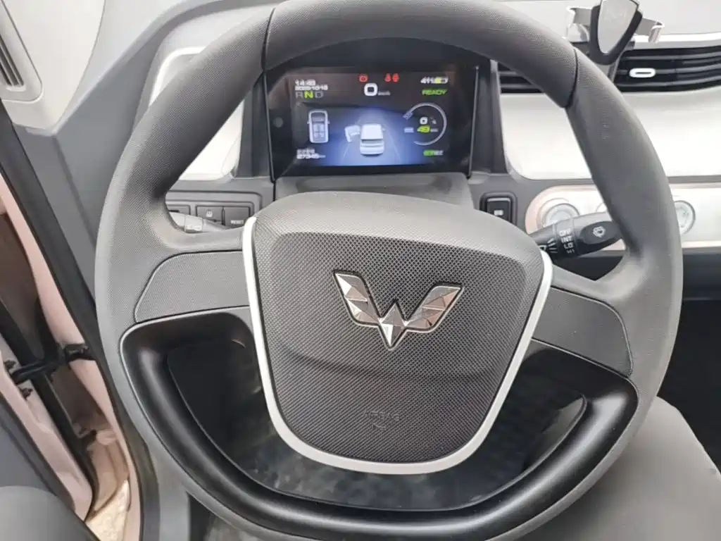 Wuling MINIEV — миниатюра 11