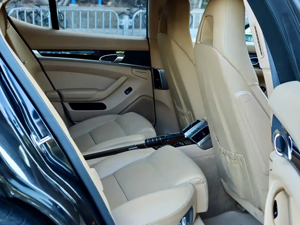 Porsche Panamera — миниатюра 7