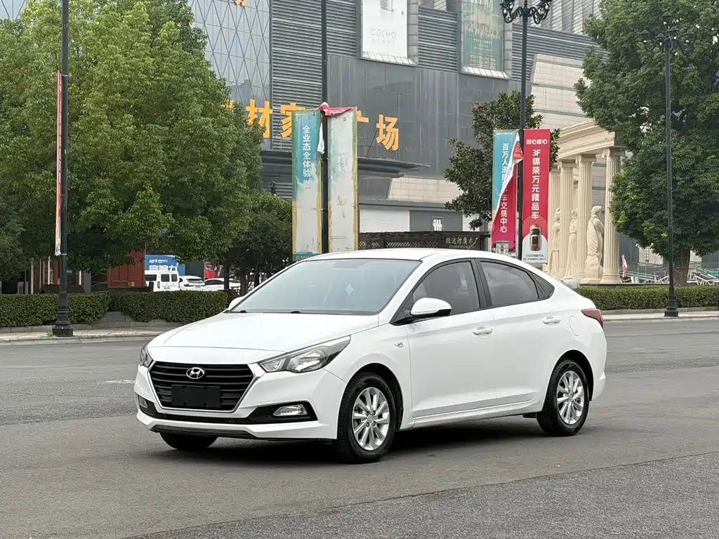 Hyundai Verna