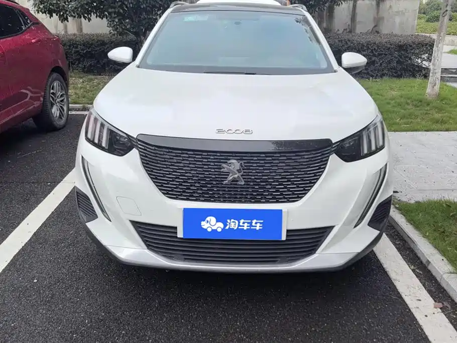 PEUGEOT  2008