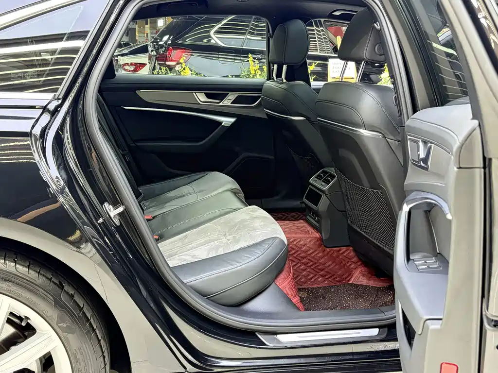 Audi A6L — миниатюра 21