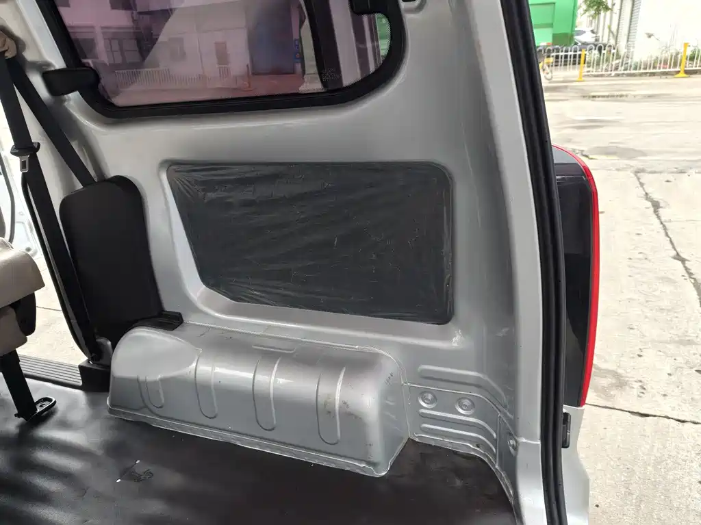 Wuling Hongguang V — миниатюра 16