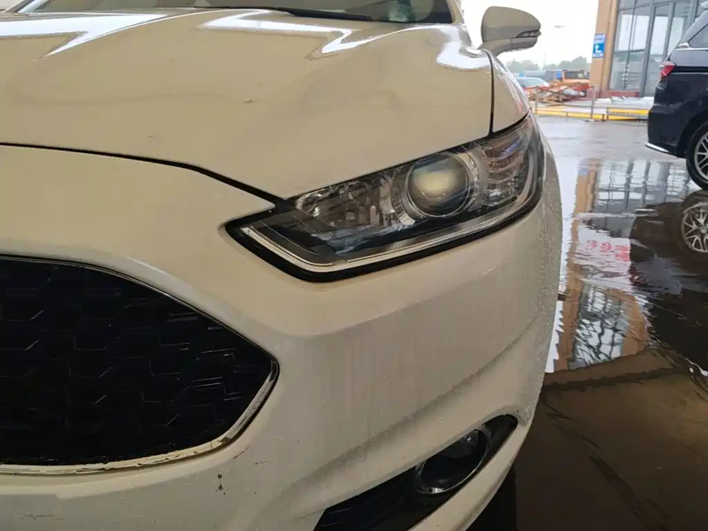 Ford Mondeo — миниатюра 24
