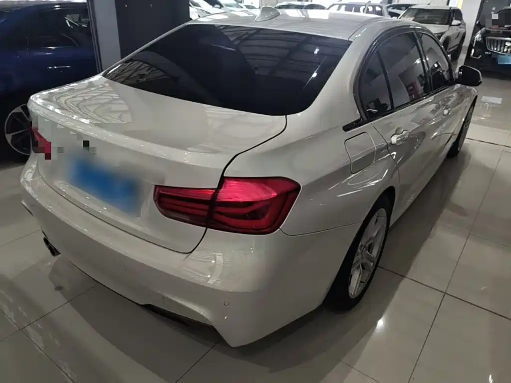 BMW 3 Series — миниатюра 7