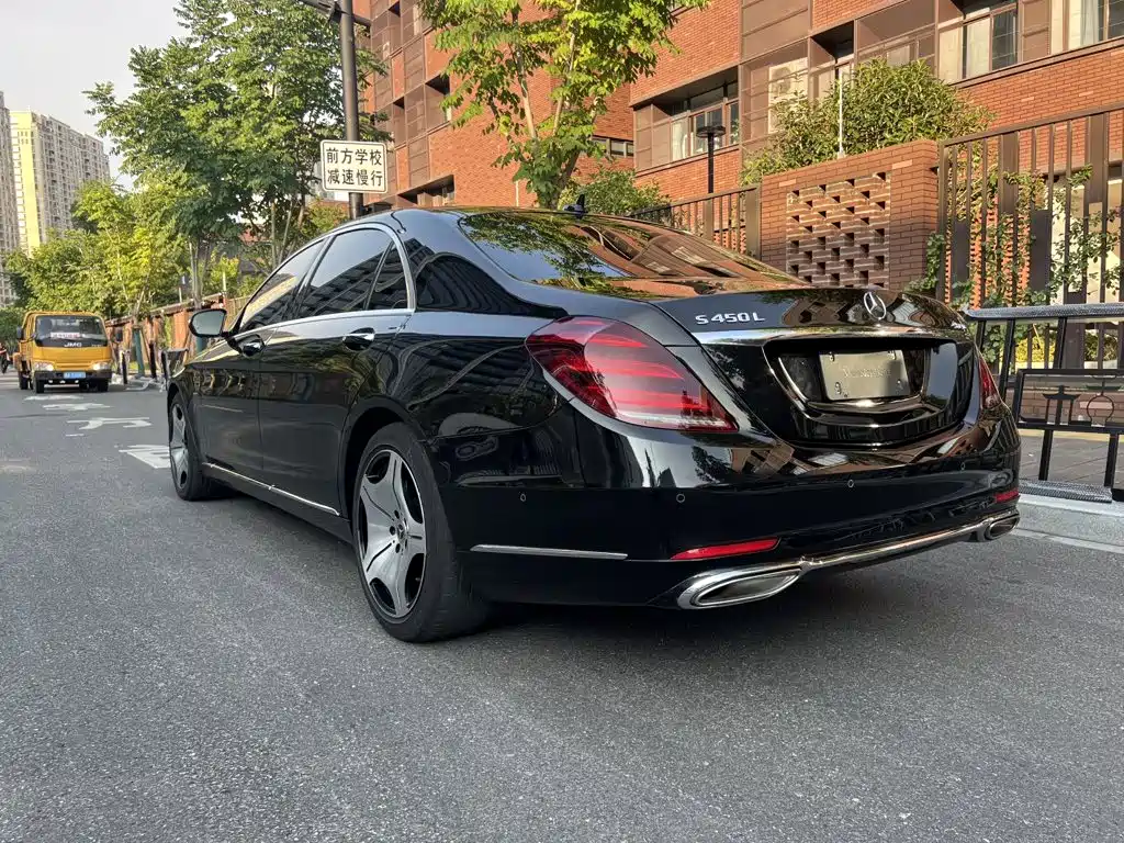 Mercedes-Benz S-Class — миниатюра 4