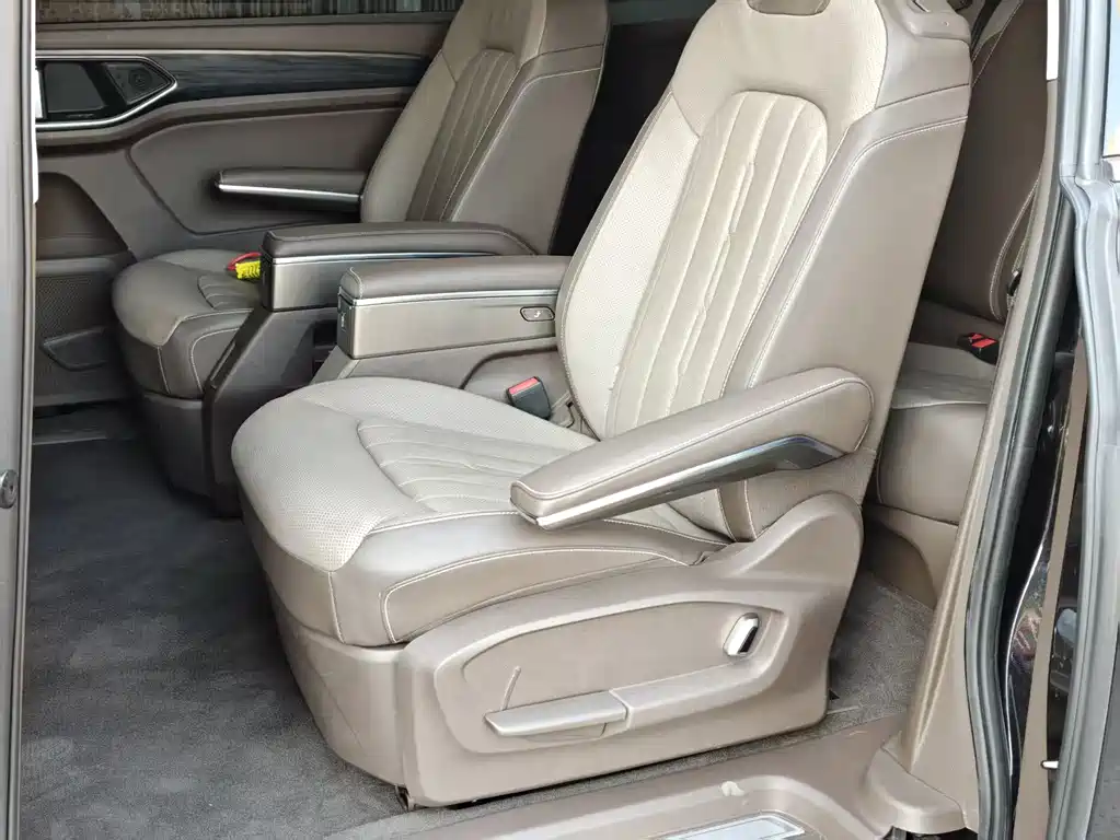 Volkswagen Viloran 2023 330TSI Luxury