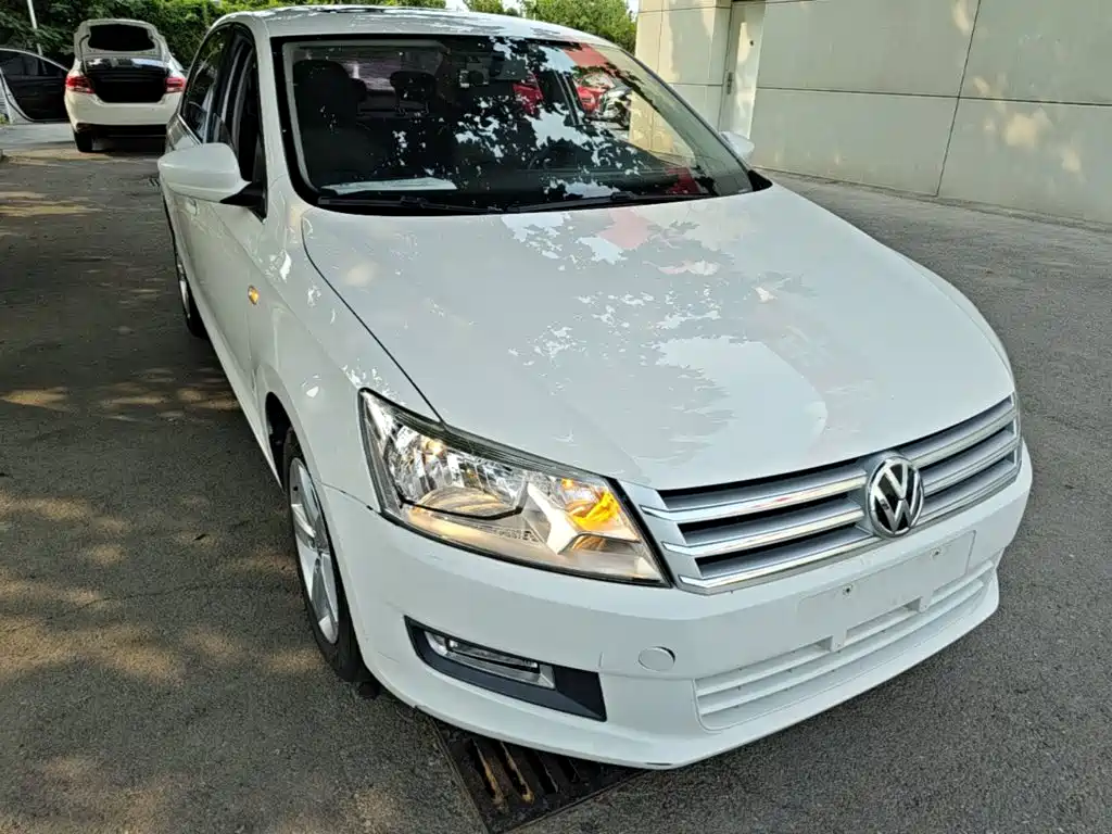 Volkswagen Santana — миниатюра 4