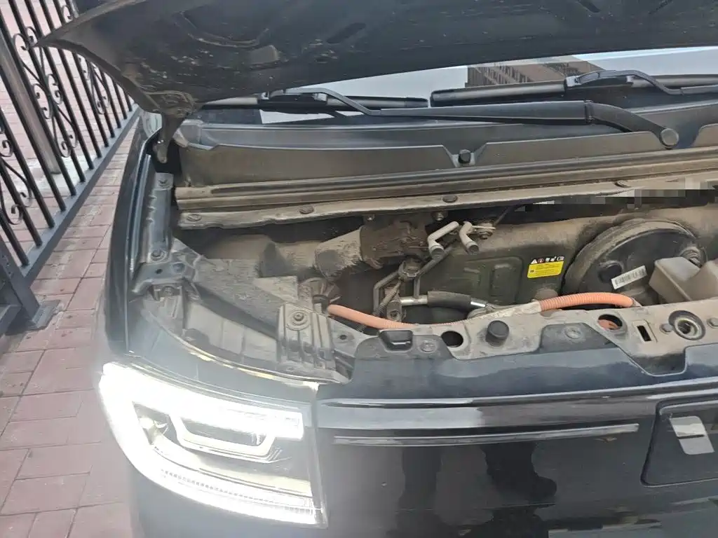 Wuling MINIEV — миниатюра 21