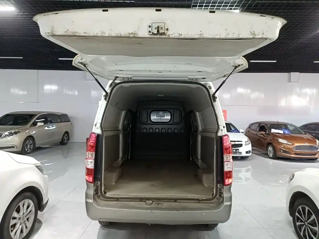 Jinbei Hiace X30L — миниатюра 19