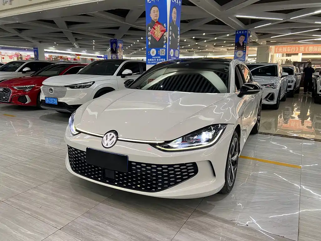 Купить Volkswagen Lamando