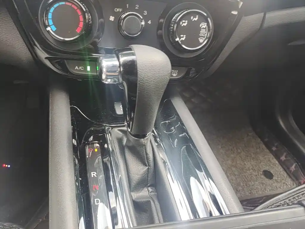 Honda Vezel — миниатюра 14