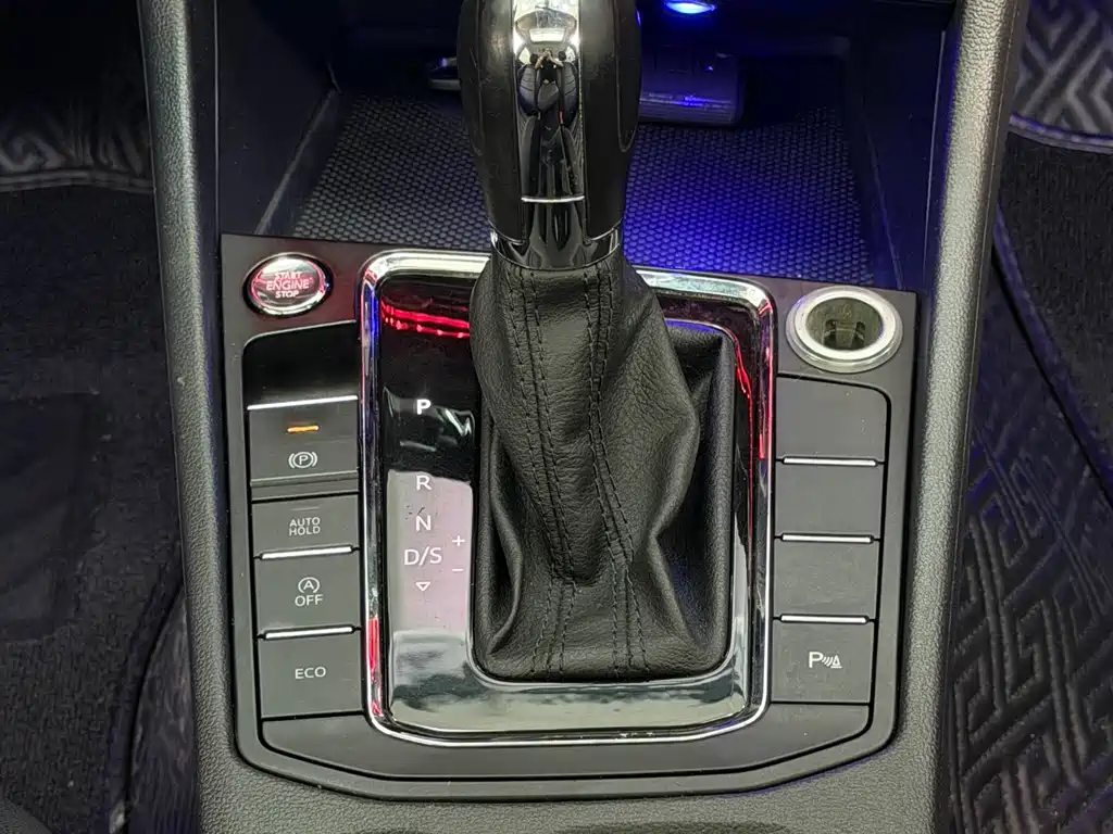 Volkswagen Bora 2019 280TSI DSG Luxury V