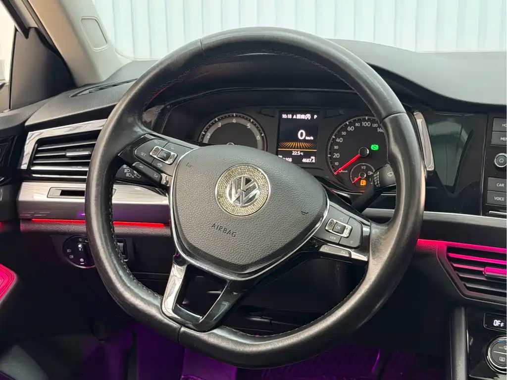 Volkswagen Bora 2019 280TSI DSG Luxury V