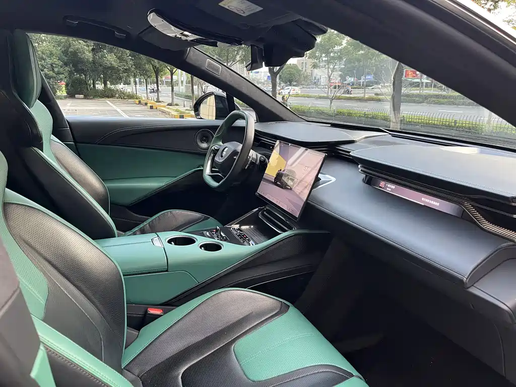 Lotus Eletre — миниатюра 8