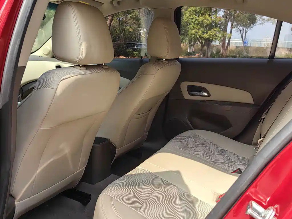 Chevrolet Cruze — миниатюра 5