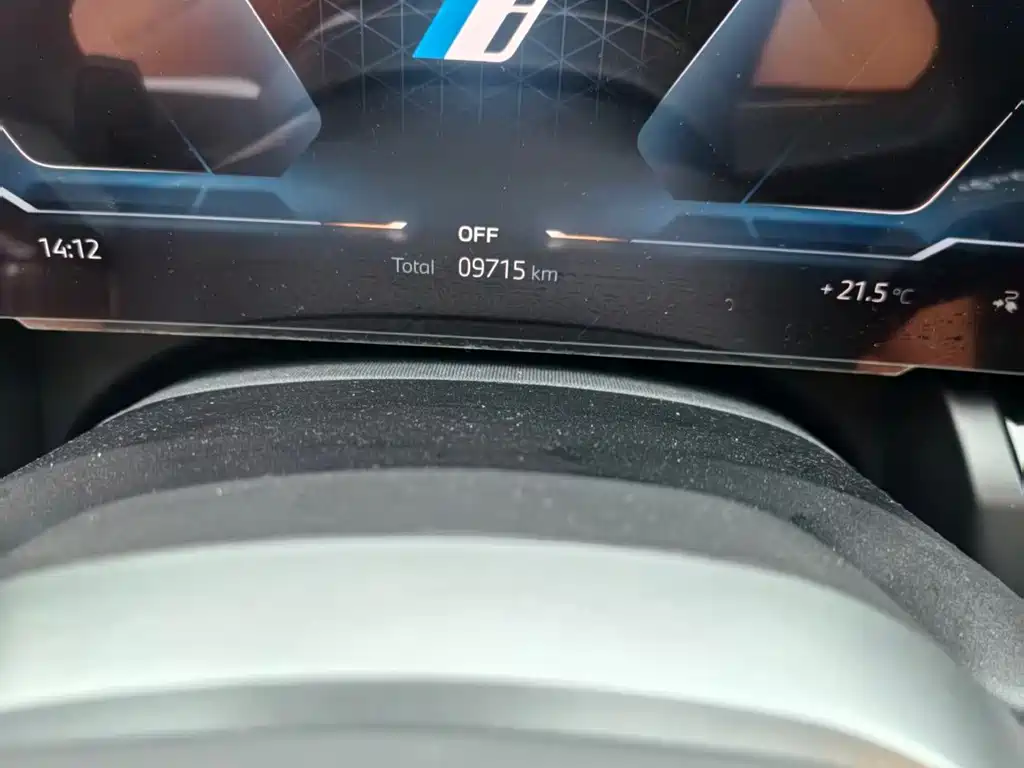 BMW i5 — миниатюра 8