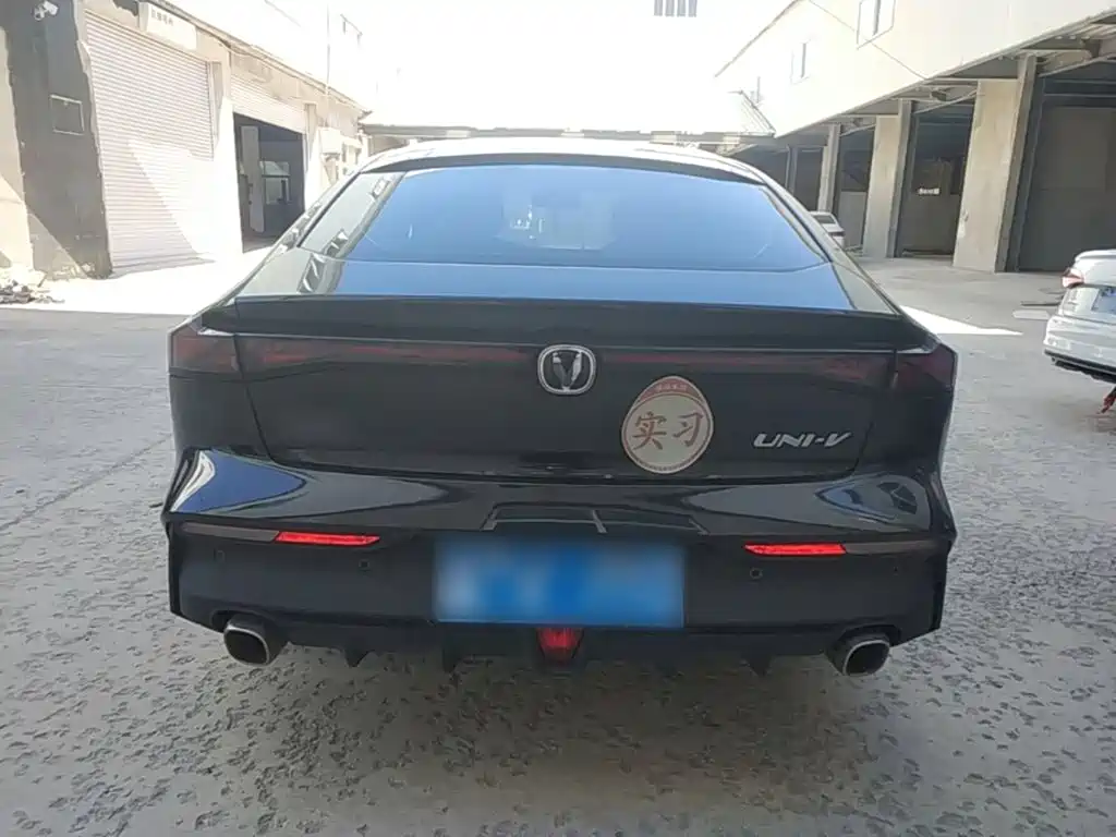 Changan UNI-V — миниатюра 6